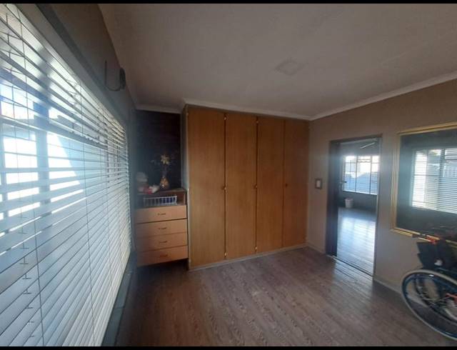 3 BEDROOM HOUSE FOR SALE IN VAALPARK